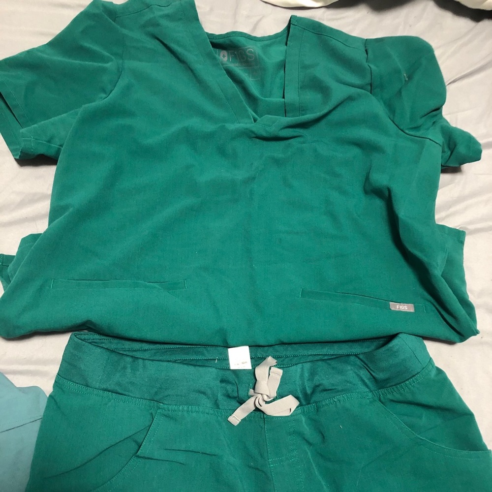 Figs scrubs